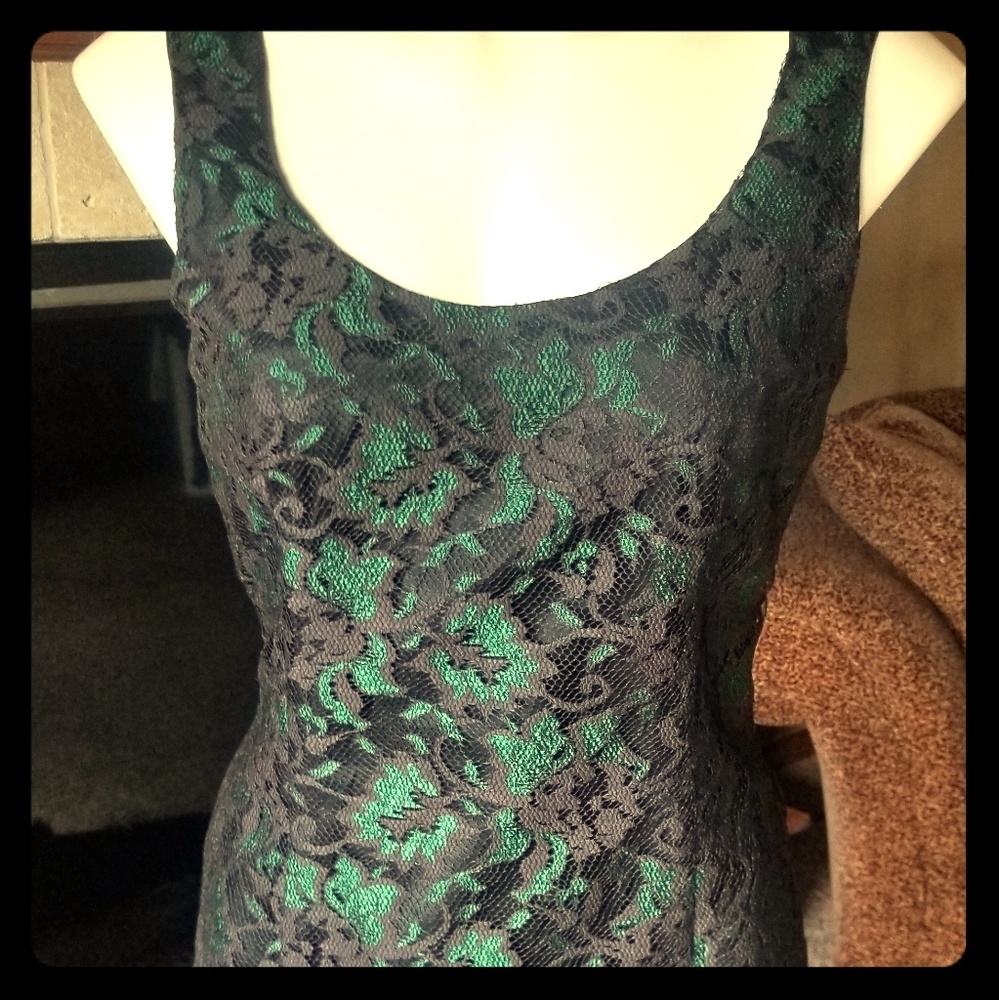 Retro lace cocktail dress